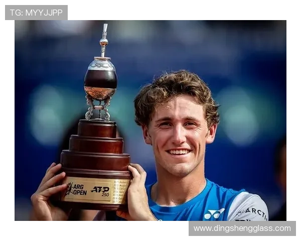 纵观保龄球发展历程探秘世界顶级选手历史排名变迁